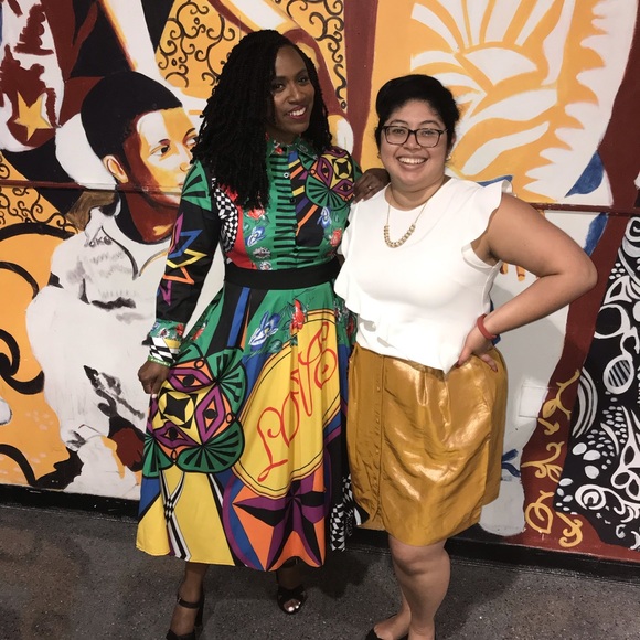 Meet your Posher, Emelda - Picture 5 of 5